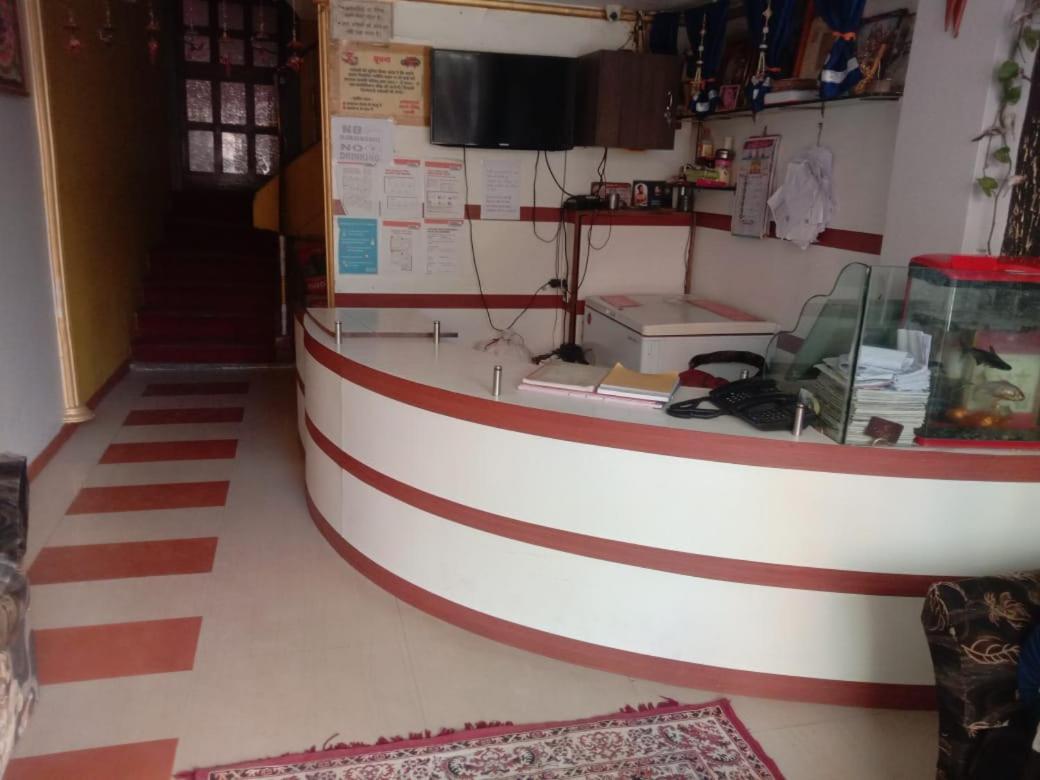 Hotel Prateek Pachmarhi Pachmarhī Dış mekan fotoğraf